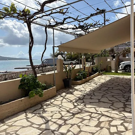 Nyaraló George's Seaside House